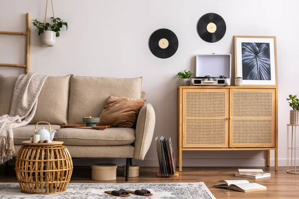 Stylish Composition Living Room Interior Beige Sofa Pillow Plaid Coffee — Stock Photo, Image