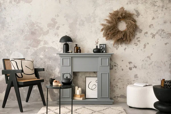 Stylish Living Room Interior Grey Fireplace Rattan Armchair Concrete Wall — ストック写真