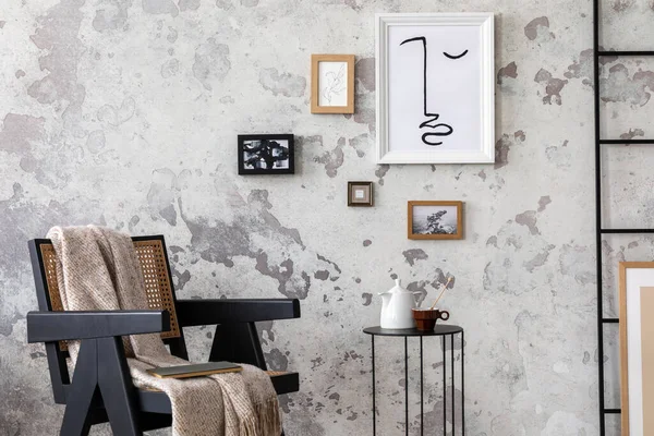 Stylish Composition Living Room Interior Mock Rattan Chair Black Coffee — Foto de Stock