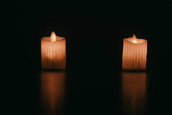 Рождественское Зажигание Свечи Темном Фоне Хорошо Используется Религиозного Ритуала Духовной — стоковое фото