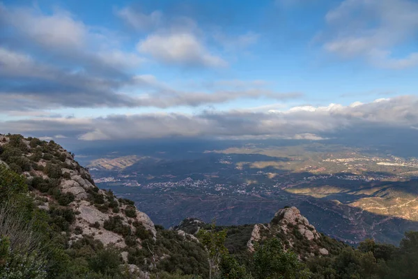 Pintoresco Paisaje Con Montañas Paisaje Hermosa Puesta Sol Montaña Montserrat — Foto de Stock