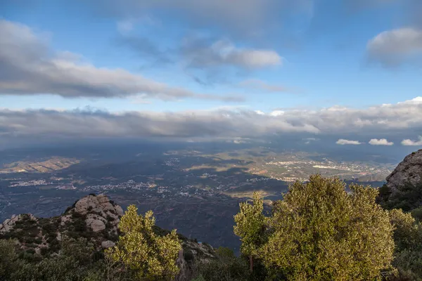 Pintoresco Paisaje Con Montañas Paisaje Hermosa Puesta Sol Montaña Montserrat — Foto de Stock