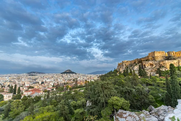 Zicht Stad Athene November 2021 Avondlandschap Blauwe Lucht Met Wolken — Stockfoto