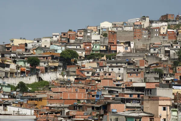 Favela, pobreza no bairro de São Paulo — Fotografia de Stock