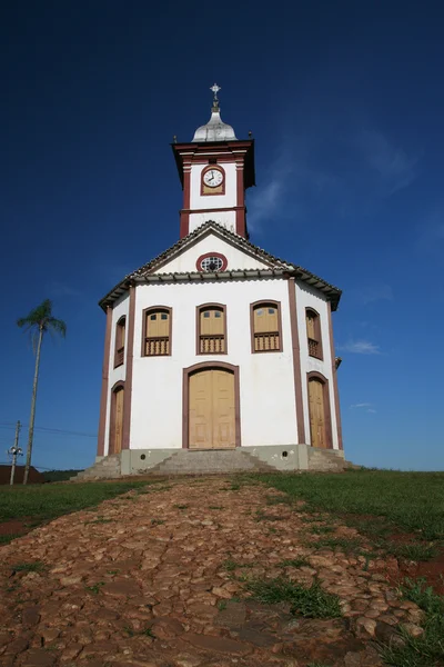 Колониальная церковь — стоковое фото