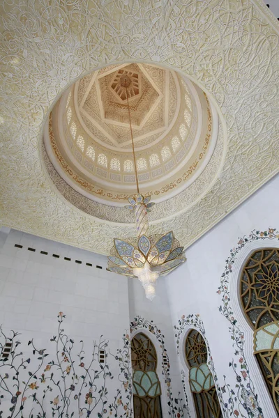 Cheikh zayed grande mosquée abu dhabi — Photo