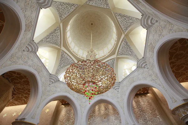 Şeyh zayed büyük cami abu dhabi