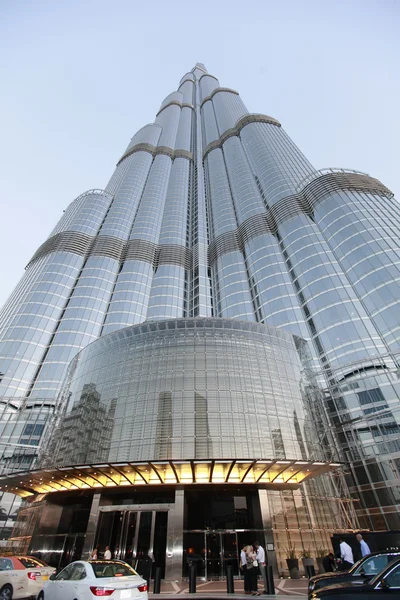 Burj khalifa, duabi - el edificio más alto del mundo — Foto de Stock