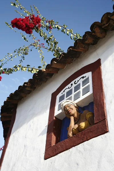 Fenster in der Kolonialstadt, Brasilien — Stockfoto