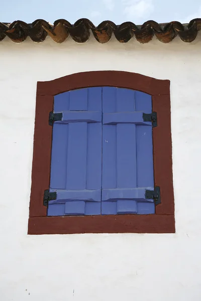 Ventana ciudad colonial en Brasil —  Fotos de Stock