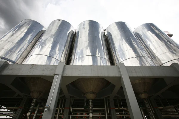 Tanques de aluminio grandes — Foto de Stock