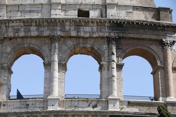 O Coliseu, Roma — Fotografia de Stock