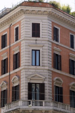 Cephe, Roma, İtalya