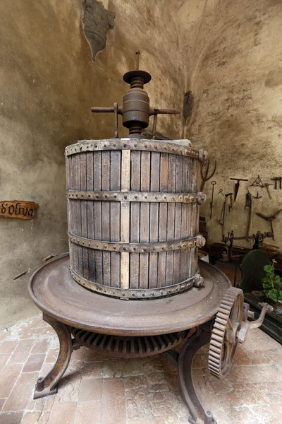 Starożytne prasa do wina — Zdjęcie stockowe