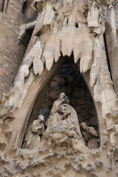 Detalhe da catedral La Sagrada Familia em Barcelona . — Fotografia de Stock