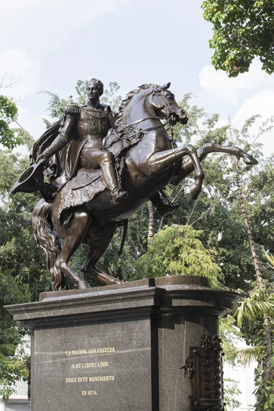 Statue simon bolivar — Stock Photo, Image