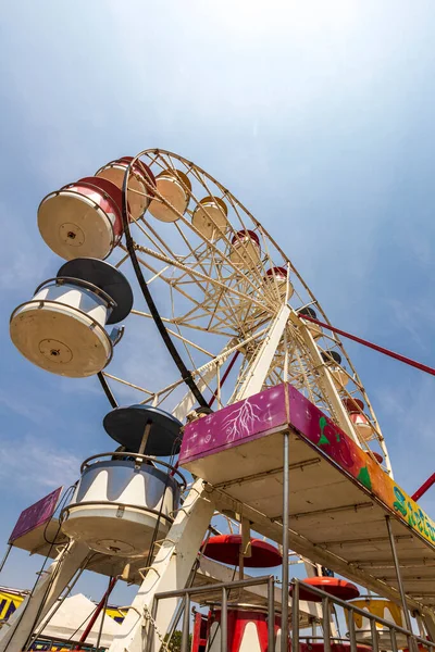 Colorful Giant Wheel Park Amusement Blue Sky Background — Stock Photo, Image