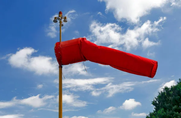 Windsock Inflado Heliporto Com Céu Azul Fundo São Paulo Brasil — Fotografia de Stock