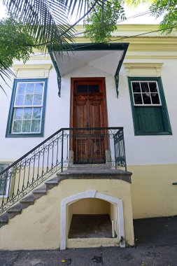 Brezilya 'nın Sao Paulo şehrindeki son sömürge mimarisi örneklerinden biri olan Işık Manastırı' nın içindeki ev cephesi.