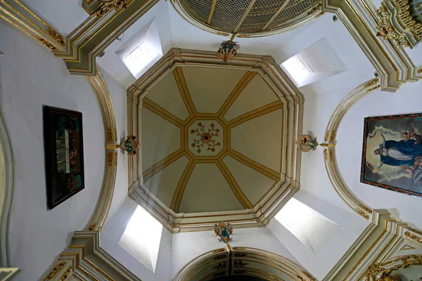 Dentro Capela Mosteiro Luz Dos Últimos Exemplos Arquitetura Colonial Cidade — Fotografia de Stock