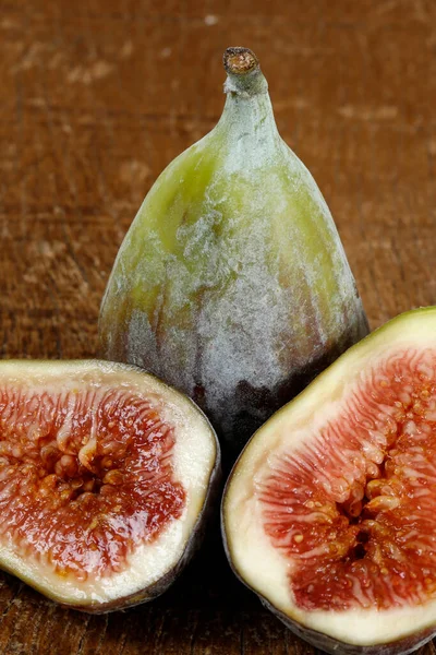 Figo Comum Ficus Carica Uma Mesa Madeira Rústica Ainda Vida — Fotografia de Stock