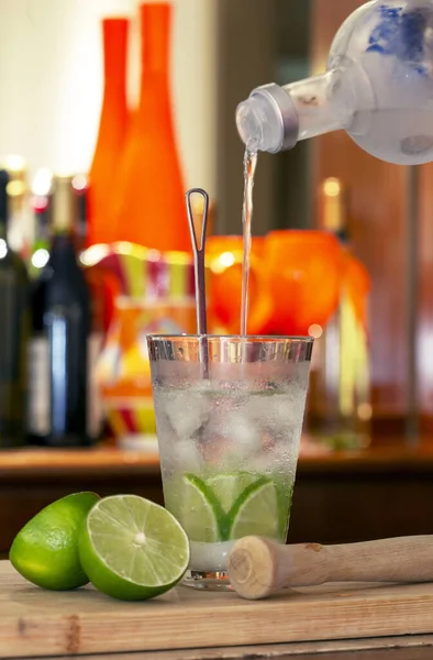 Caipiroska Hagyományos Brazil Ital Vodka Helyett Cachaca Alapján — Stock Fotó