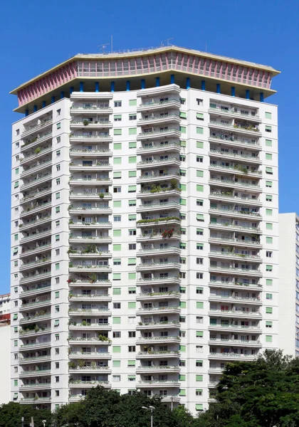 サンパウロ ブラジル 2015 サンパウロ サウナがありますのアパートの建物のファサード — ストック写真