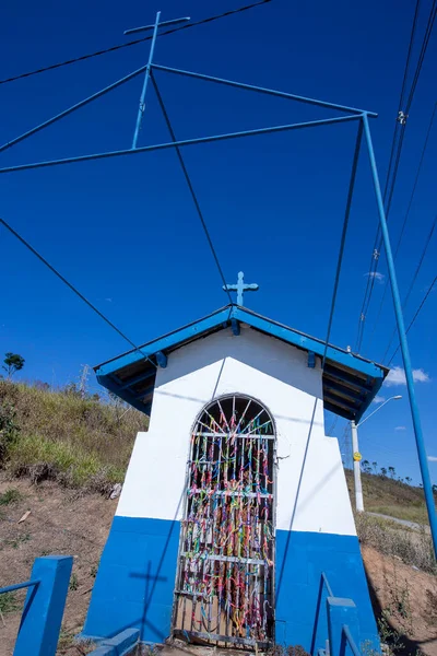 Capilla Santa Cruz Blanca Azul Típica Carretera Brasil Pirapora Bom —  Fotos de Stock