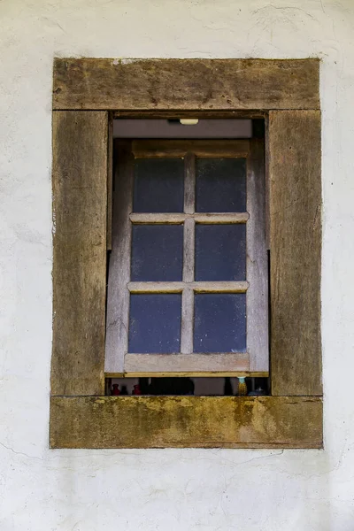 Holzfenster Kolonialer Lehmmauer Sao Roque Brasilien — Stockfoto