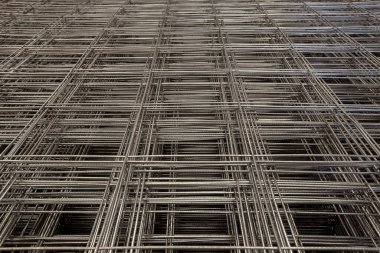 Güçlendirilmiş beton yapı için çelik ağ yığınıyla soyut bileşim