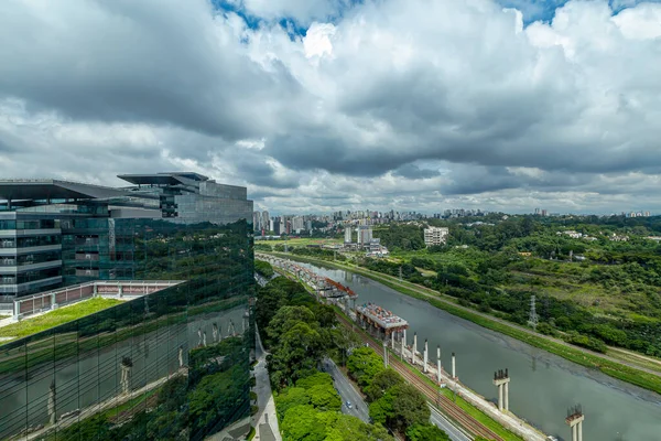 Vista Avenida Marginal Pinheiros Rio Pinheiros Edifícios Modernos Cidade São — Fotografia de Stock