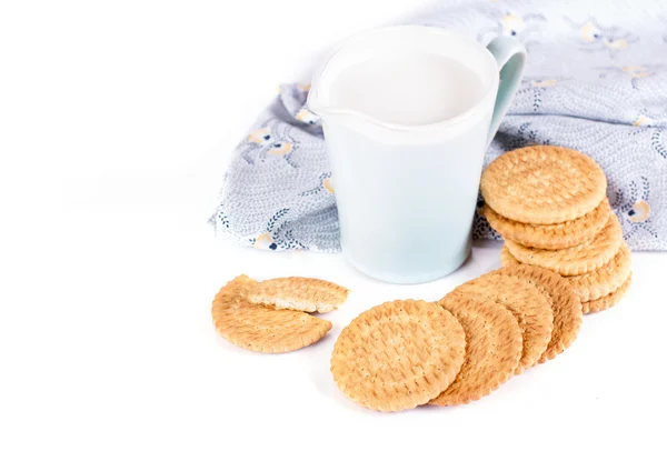 Melk en koekjes — Stockfoto