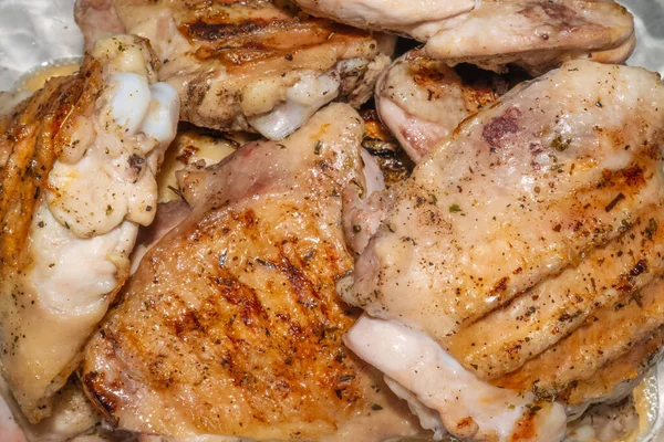 Juicy Freshly Roasted Chicken Wings — Stock Photo, Image