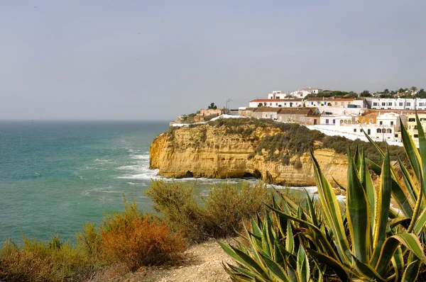 Plage de Carvoeiro en Algarve — Photo