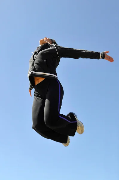 Gran salto feliz —  Fotos de Stock