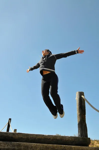 큰 행복 점프 — 스톡 사진
