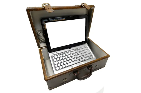 Caso antigo com notebook — Fotografia de Stock