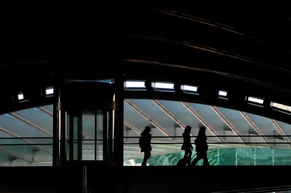 Estação ferroviária moderna — Fotografia de Stock