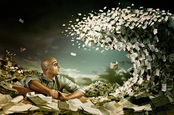 Castaway bürokrasi içinde