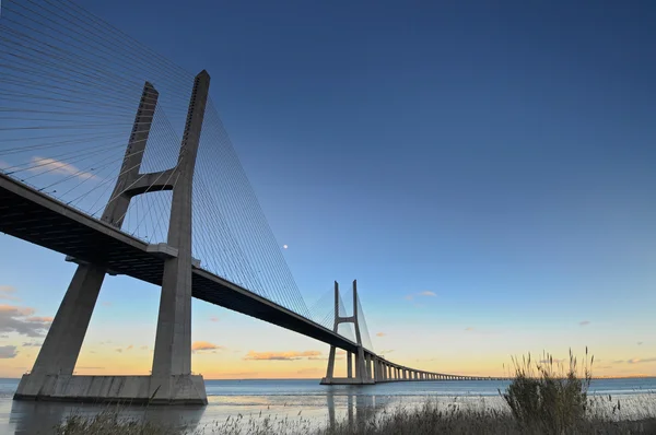 Vasco da Gama Brug — Stockfoto