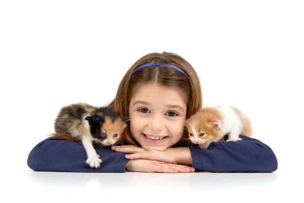 Girl with baby cats — Stock Photo, Image