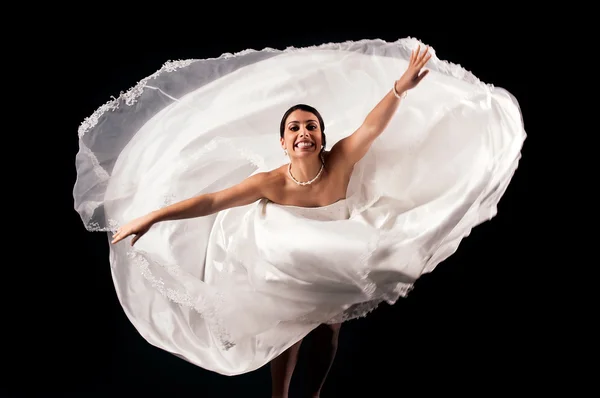 Bride dancing — Stock Photo, Image