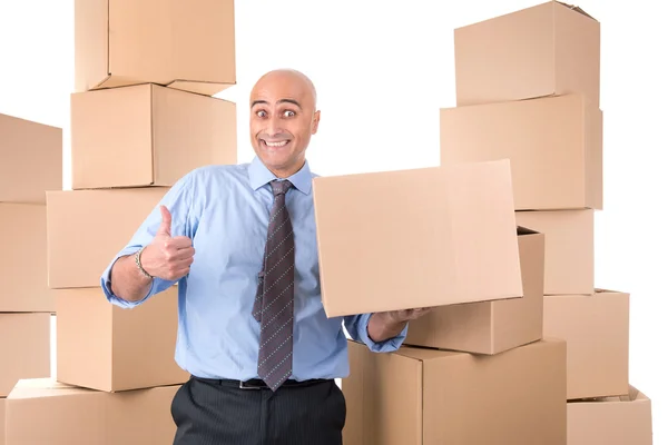 Hombre de negocios con cajas — Foto de Stock