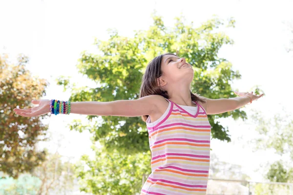 Happy child  outdoors — Stock Photo, Image