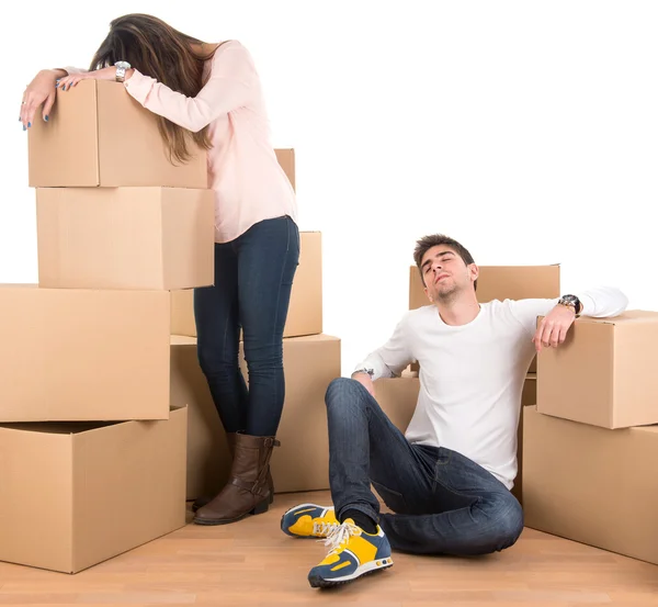 Couple with boxes — Stock Photo, Image