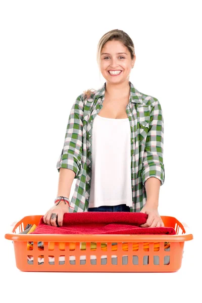 Mujer haciendo la lavandería — Foto de Stock