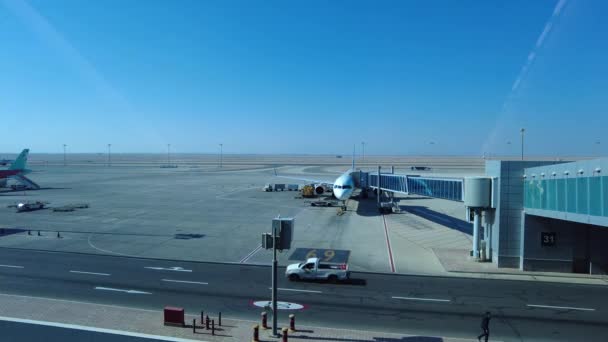 Hurghada Mısır Ocak 2022 Hurghada Havaalanı Uçağı Kalkışa Hazırlıyorum Uçak — Stok video