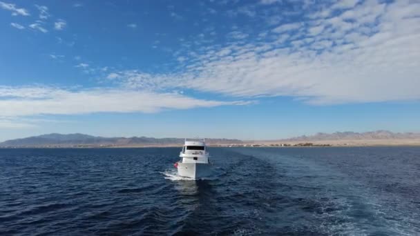 Safaga Hurghada Egypt December 2021 Excursion Yacht Sails Red Sea — Stock Video