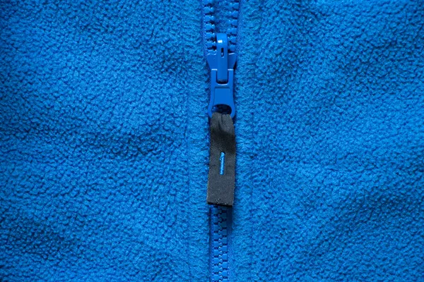 Jaket Olahraga Biru Bulu Kain Buatan Sebagai Latar Belakang Sweater — Stok Foto