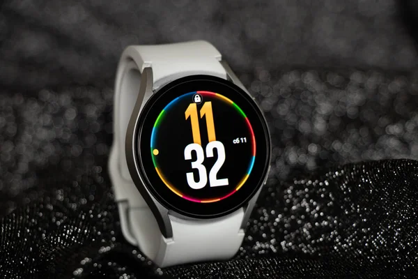 Ukraina Dnepr 2021 Smart Klocka Samsung Galaxy Watch Spår Med — Stockfoto